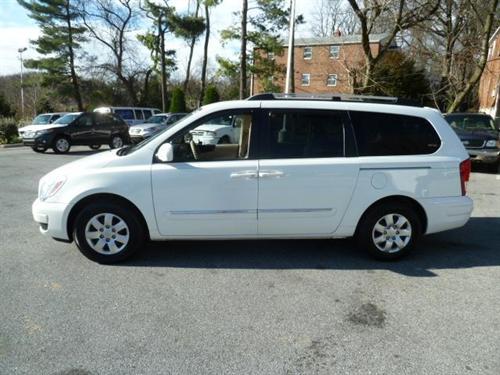 Hyundai Entourage 2007 photo 3