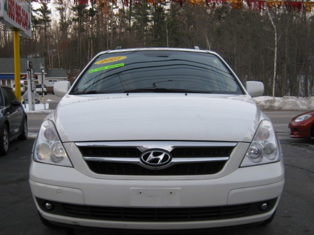 Hyundai Entourage 2007 photo 1