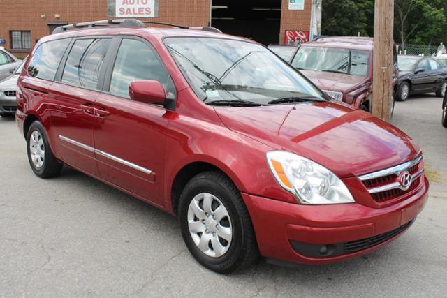 Hyundai Entourage 2008 photo 4