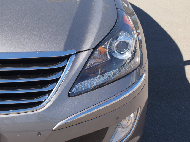 Hyundai Equus 2011 photo 2