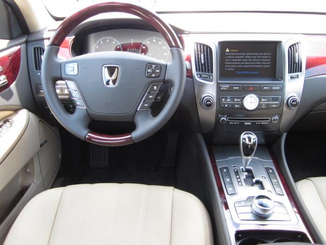 Hyundai Equus 2011 photo 3