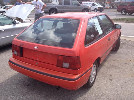 Hyundai Excel 1994 photo 3