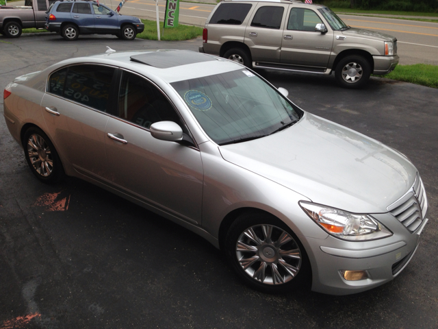 Hyundai Genesis 2009 photo 2