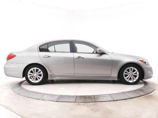 Hyundai Genesis 2012 photo 0