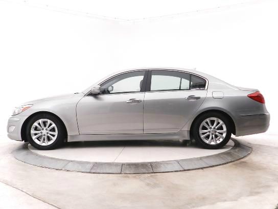 Hyundai Genesis 2012 photo 3