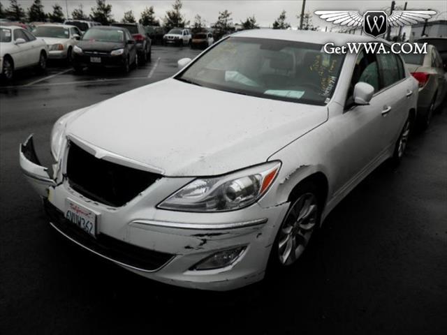 Hyundai Genesis 2012 photo 3