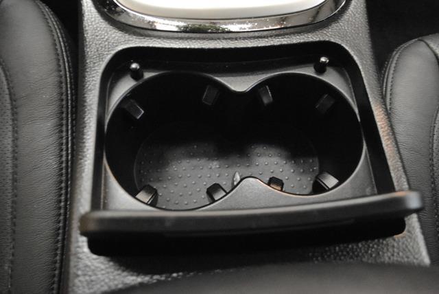 Hyundai Genesis 2013 photo 10