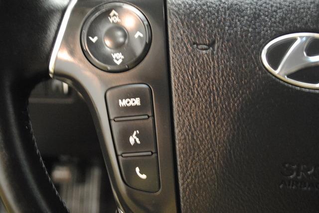 Hyundai Genesis 2013 photo 13