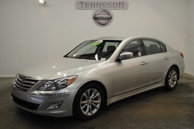 Hyundai Genesis 2013 photo 19