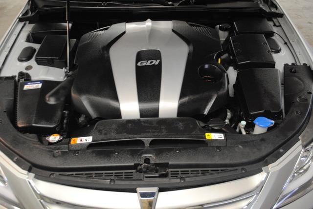 Hyundai Genesis 2013 photo 22