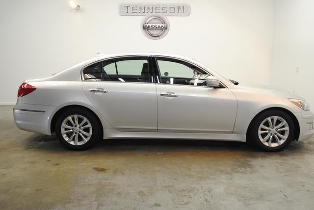 Hyundai Genesis 2013 photo 6