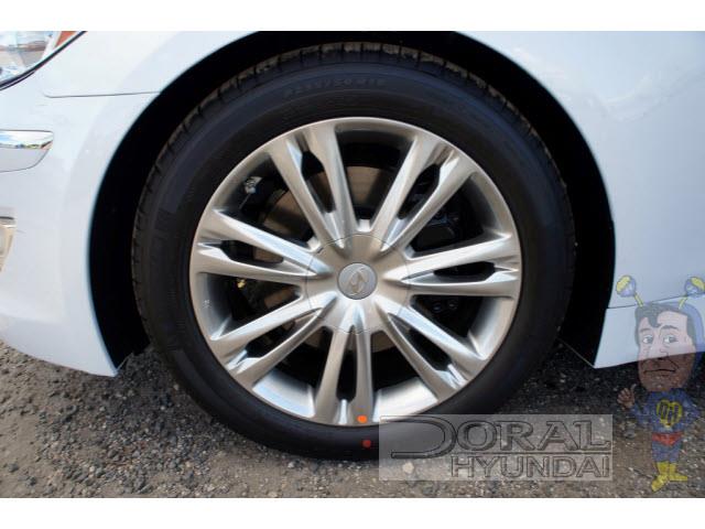 Hyundai Genesis 2014 photo 4