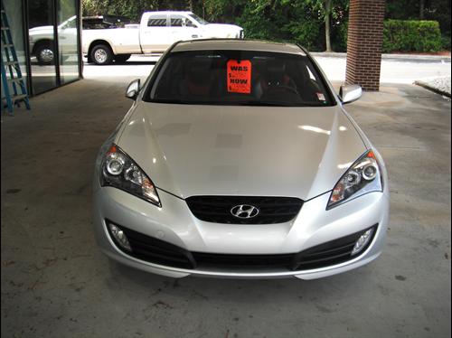 Hyundai Genesis Coupe 2010 photo 1