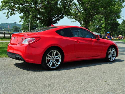 Hyundai Genesis Coupe 2010 photo 1
