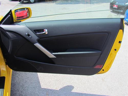 Hyundai Genesis Coupe 1-LT Other