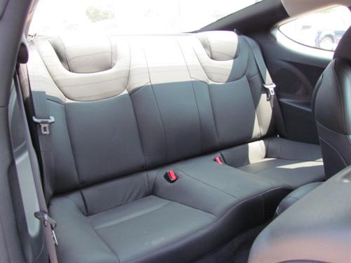Hyundai Genesis Coupe 2010 photo 3
