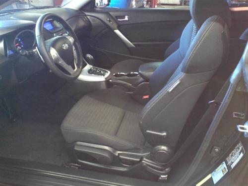 Hyundai Genesis Coupe 2010 photo 1