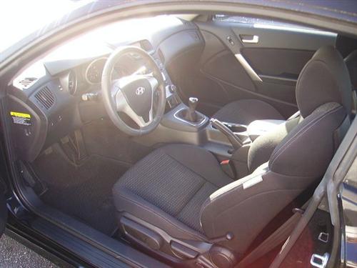 Hyundai Genesis Coupe 2010 photo 1