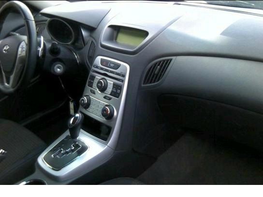 Hyundai Genesis Coupe 2010 photo 3