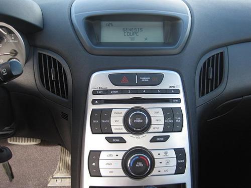 Hyundai Genesis Coupe 2010 photo 3