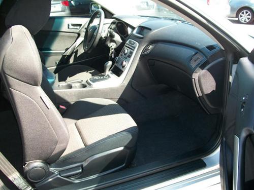Hyundai Genesis Coupe 2010 photo 5