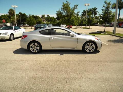 Hyundai Genesis Coupe 2010 photo 1