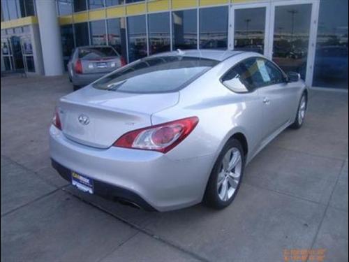 Hyundai Genesis Coupe 2010 photo 1