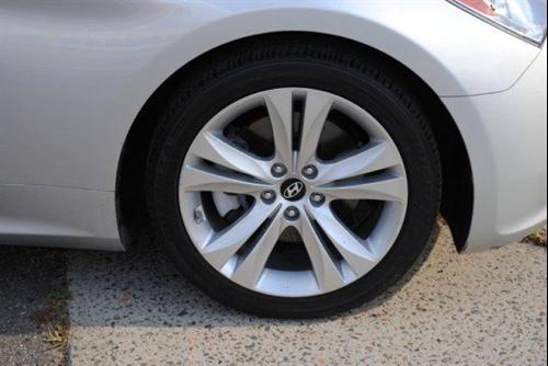 Hyundai Genesis Coupe 2010 photo 1