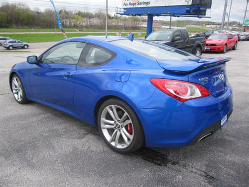 Hyundai Genesis Coupe 2010 photo 1