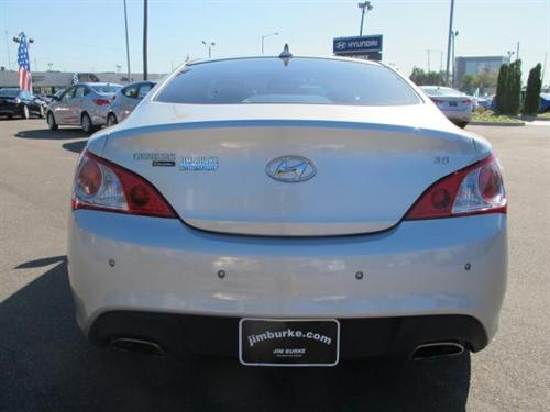 Hyundai Genesis Coupe 2010 photo 3