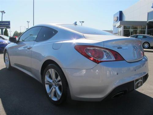 Hyundai Genesis Coupe 2010 photo 4