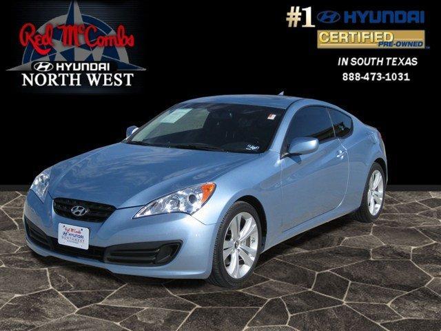 Hyundai Genesis Coupe Premium Coupe