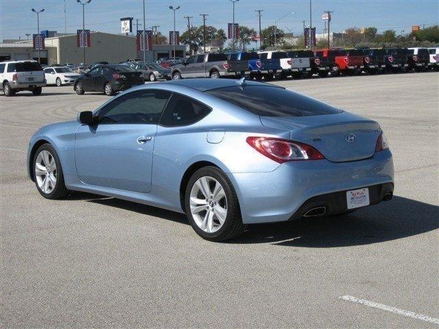 Hyundai Genesis Coupe 2011 photo 5