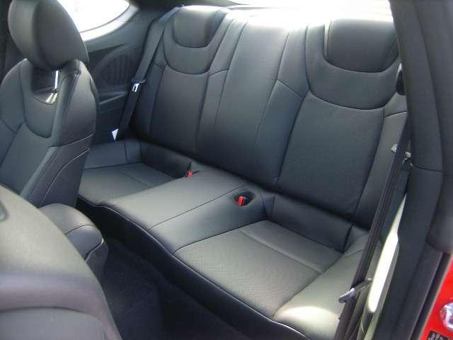 Hyundai Genesis Coupe 2011 photo 1