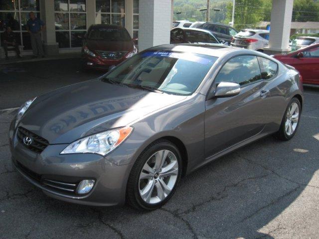 Hyundai Genesis Coupe 2011 photo 1