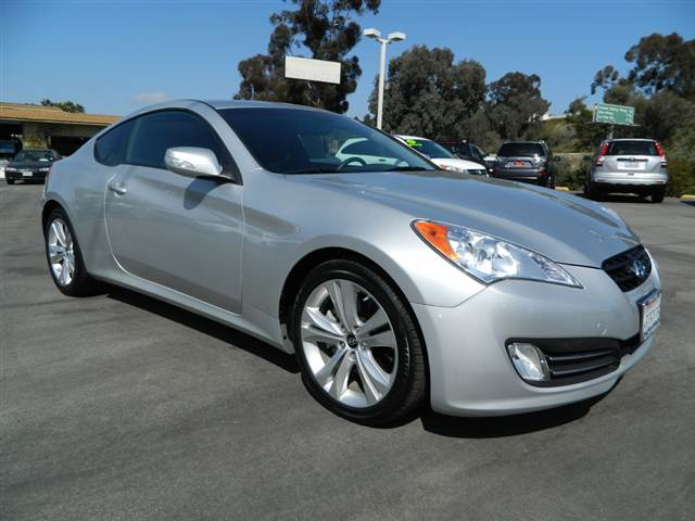 Hyundai Genesis Coupe 2011 photo 5