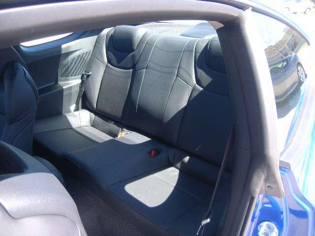 Hyundai Genesis Coupe 2011 photo 1