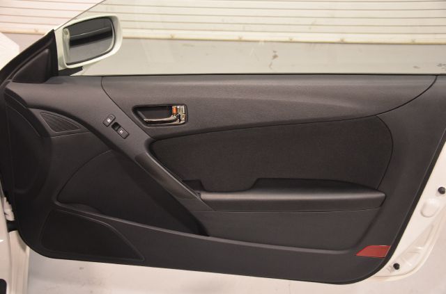 Hyundai Genesis Coupe G35x 4dr Sdn AWD Auto Sedan Coupe