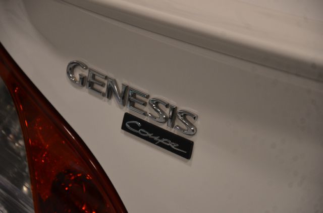 Hyundai Genesis Coupe 2011 photo 17
