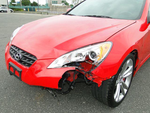 Hyundai Genesis Coupe 2011 photo 3