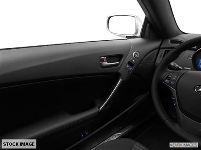 Hyundai Genesis Coupe 2013 photo 1