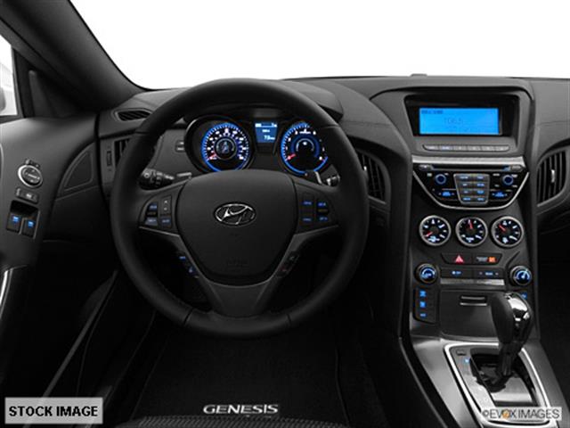 Hyundai Genesis Coupe 2013 photo 2