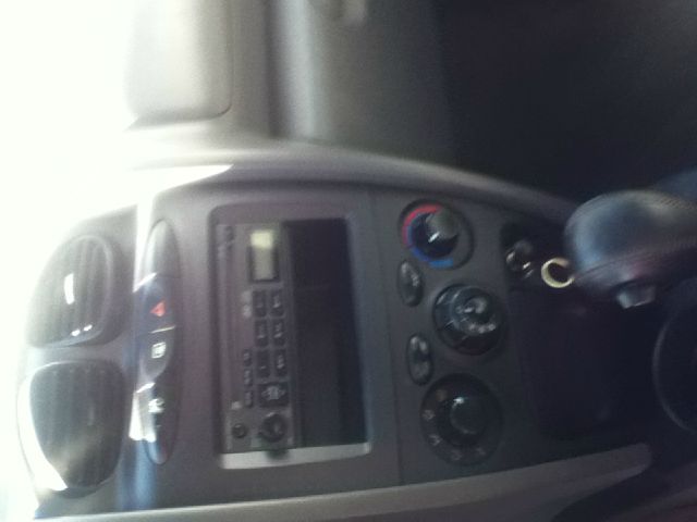 Hyundai Santa Fe 2001 photo 1