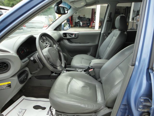 Hyundai Santa Fe 2003 photo 1