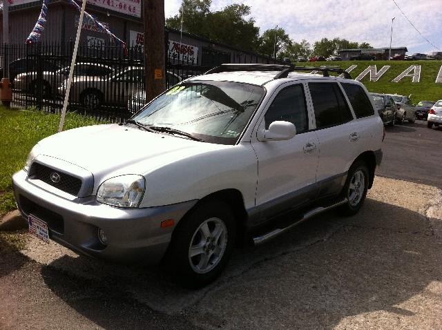 Hyundai Santa Fe FWD 4dr Sport Sport Utility