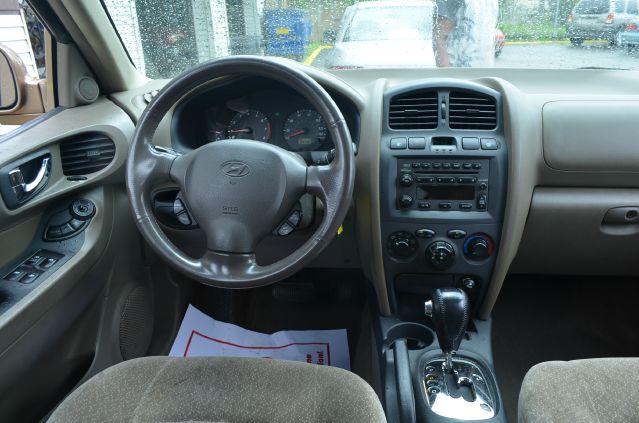 Hyundai Santa Fe 2003 photo 4