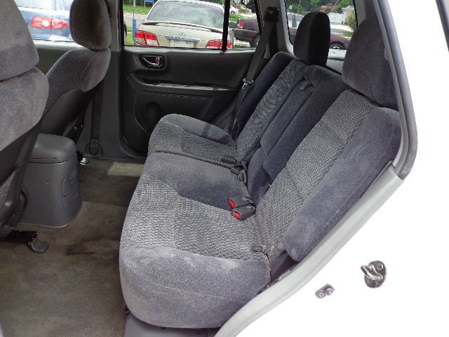 Hyundai Santa Fe S Sedan SUV