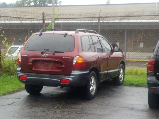 Hyundai Santa Fe 2004 photo 4