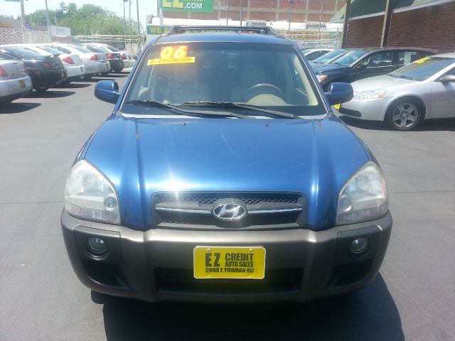 Hyundai Santa Fe 2004 photo 3