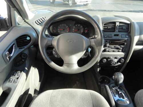 Hyundai Santa Fe 2004 photo 2
